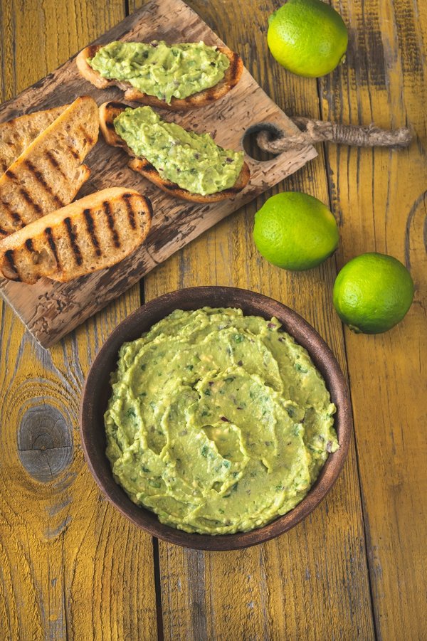 Quels sont les ingrédients clés pour un guacamole parfait ?